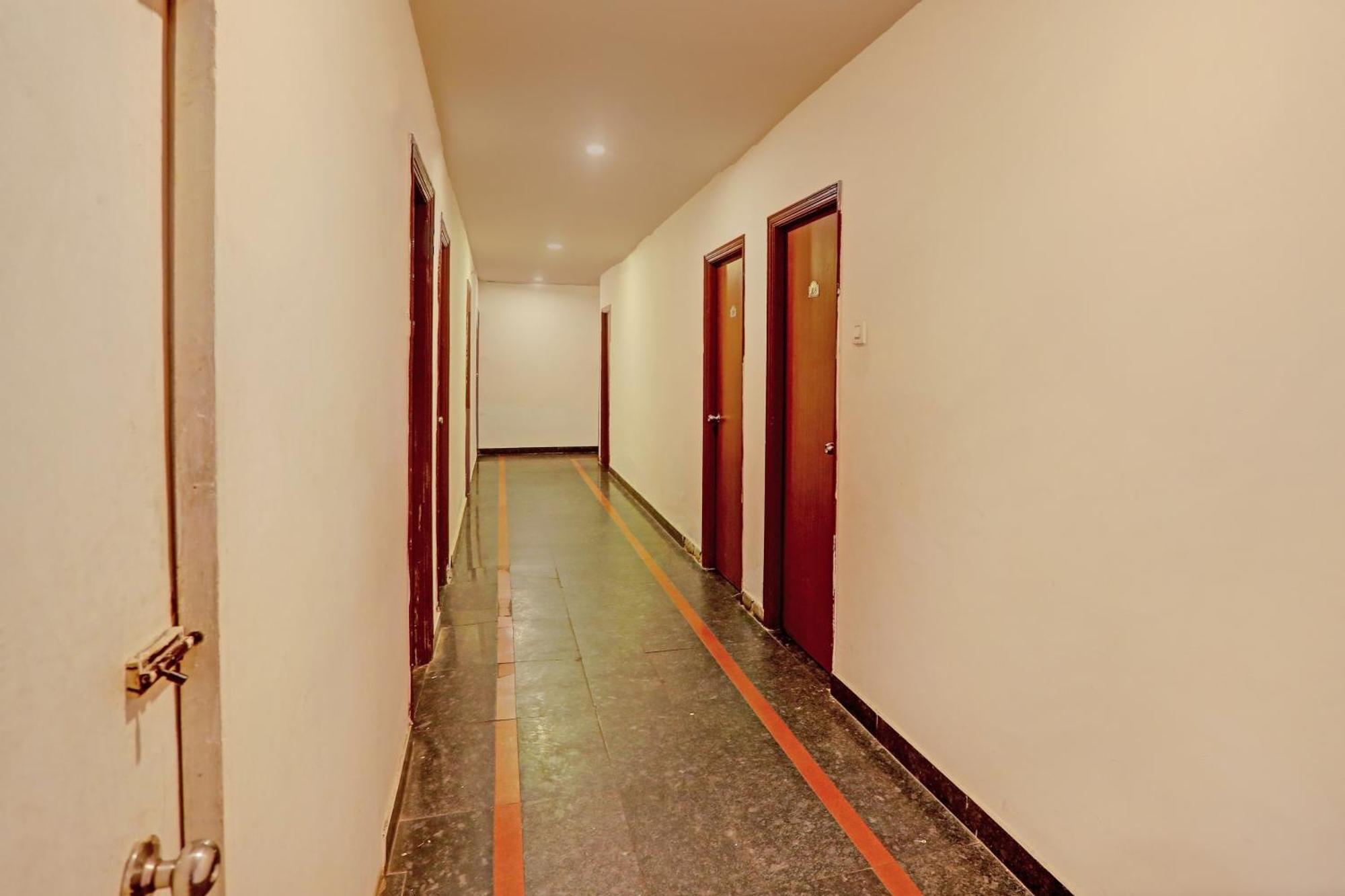 Hotel O 14726 Hotel Vaishnavi Park Secundurabad Esterno foto