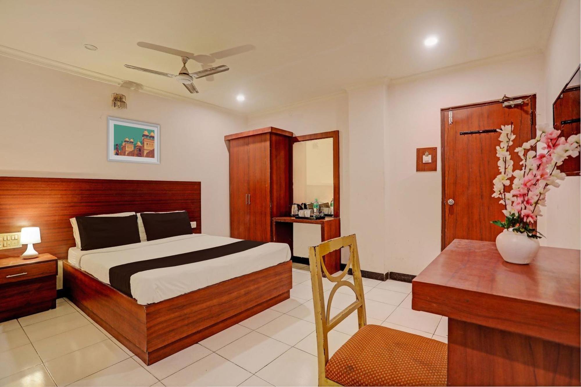 Hotel O 14726 Hotel Vaishnavi Park Secundurabad Esterno foto