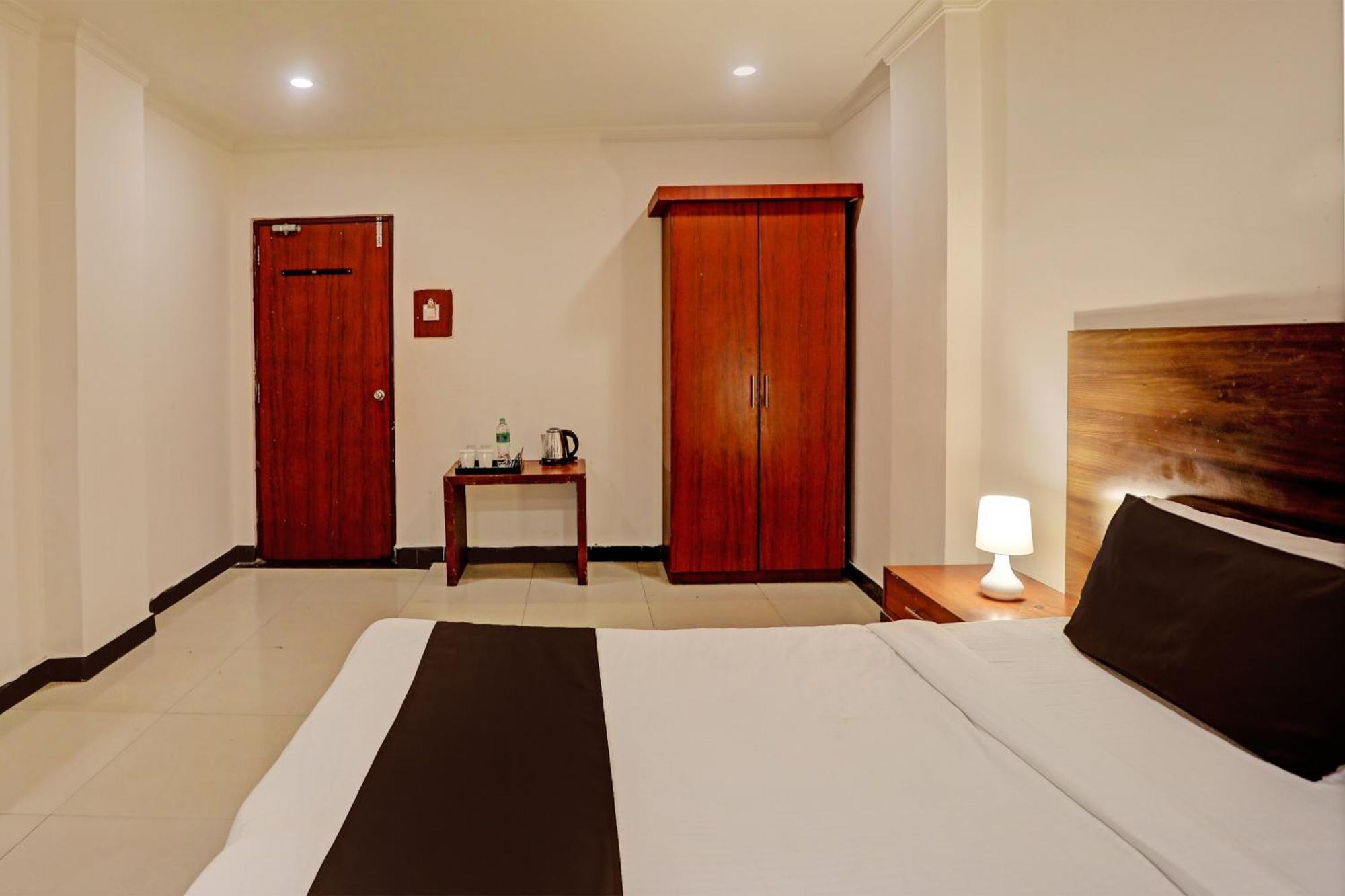 Hotel O 14726 Hotel Vaishnavi Park Secundurabad Esterno foto